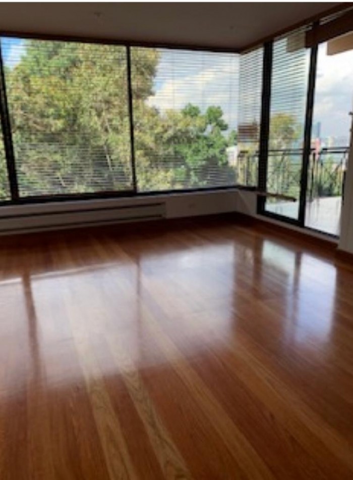 Se vende hermoso apartamento en Santa Barbara, Usaquen